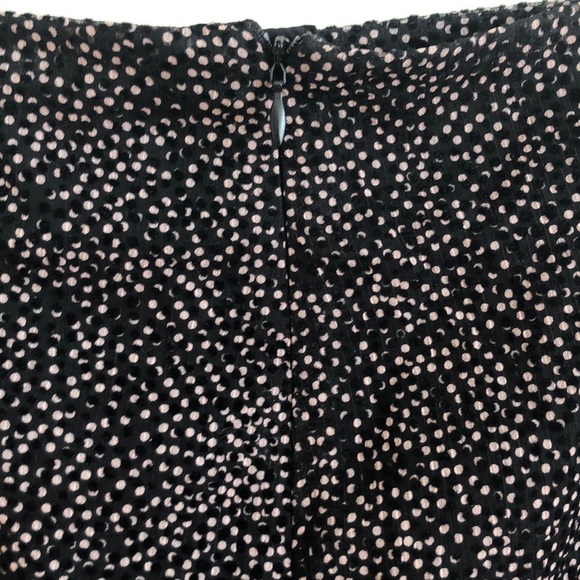 Dynamite skirt and blouse - Picture 4 of 8